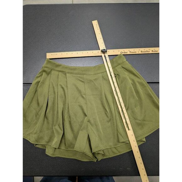 NWT HYFVE Pleated Pull Skort Army Green Mini Skirt Women's - Picture 5 of 5